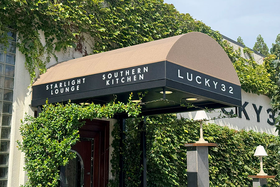 L32-Facade-Front-Awning_2_900x600